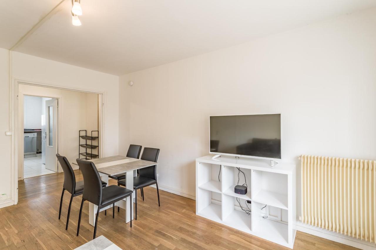 Spacieux Appartement - 6 Personnes - Parking Gratuit Saint-Andre-les-Vergers Exterior photo