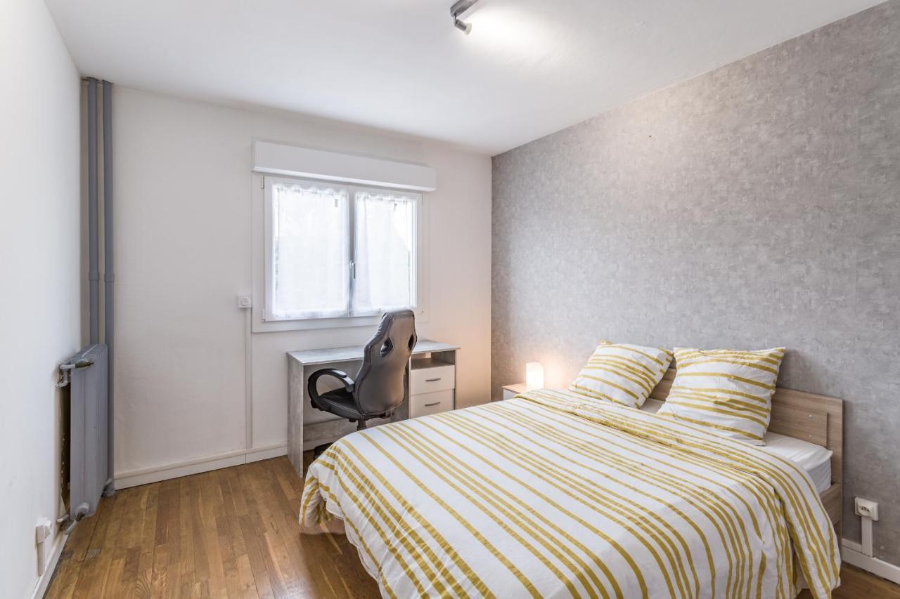 Spacieux Appartement - 6 Personnes - Parking Gratuit Saint-Andre-les-Vergers Exterior photo